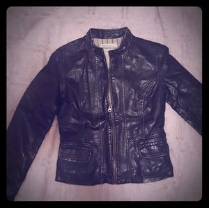 Aero Black Leather Jacket 🤗